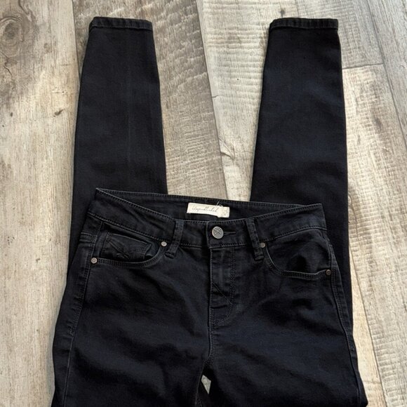 UNPUBLISHED Jeans-size 25 - Picture 2 of 9